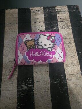 Vintage 2000's Hello Kitty Wallet